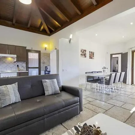 Anju Vistas Del Mar * קורלחו